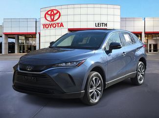 Used 2021 Toyota Venza LE video 1