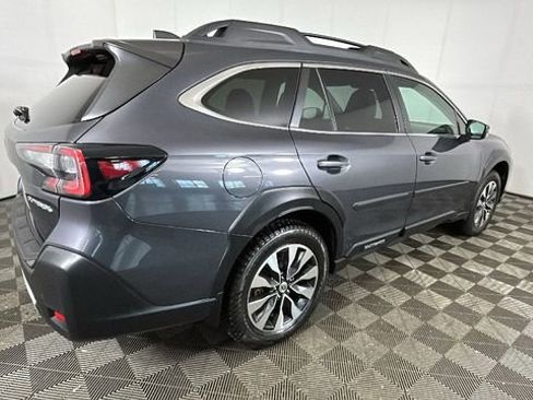 Used 2023 Subaru Outback Limited AWD/4WD image 3