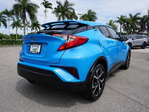 Used 2019 Toyota C-HR XLE FWD image 7