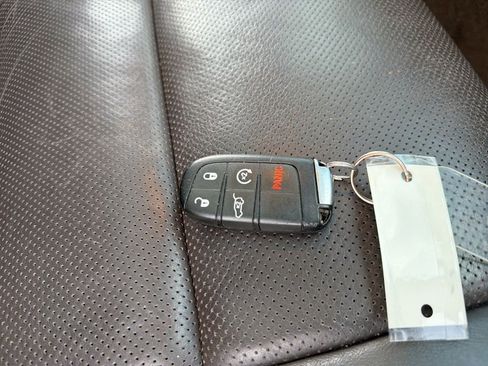 Used 2015 Jeep Grand Cherokee Summit image 28