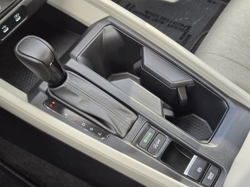Used 2025 Honda Accord SE image 16