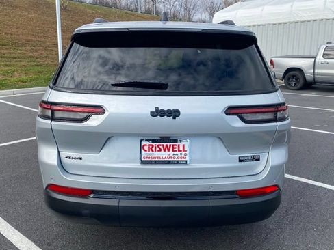 New 2025 Jeep Grand Cherokee L Altitude AWD/4WD image 6