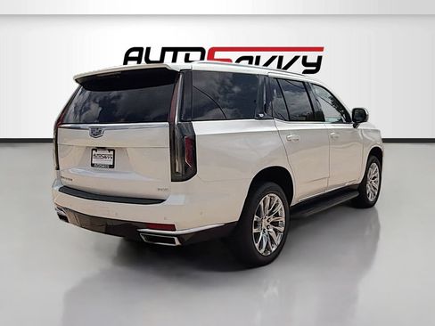 Used 2023 Cadillac Escalade Premium Luxury w/ LPO, Radiant Package AWD/4WD image 7