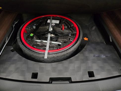 Used 2020 Porsche Cayenne Turbo image 42