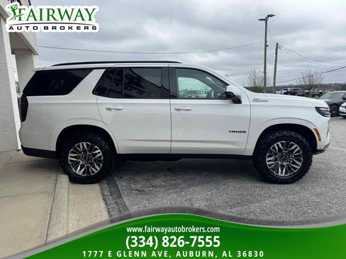 Used 2025 Chevrolet Tahoe Z71 image 5