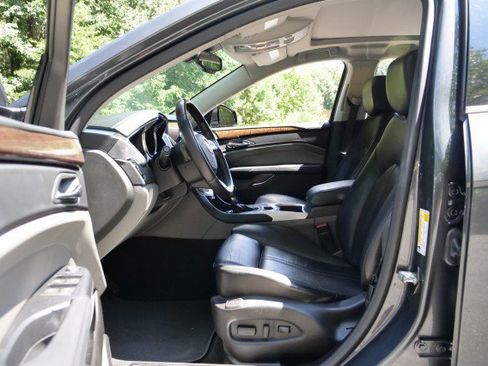 Used 2011 Cadillac SRX Luxury FWD image 20