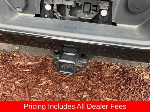 Used 2024 GMC Sierra 1500 Elevation AWD/4WD image 8