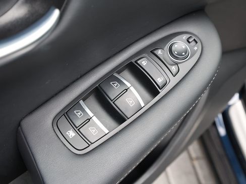 Certified 2025 INFINITI QX50 Sport AWD/4WD image 12