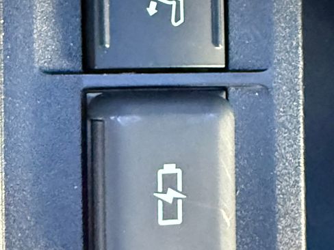 Used 2024 Lexus LX 600 F Sport image 19