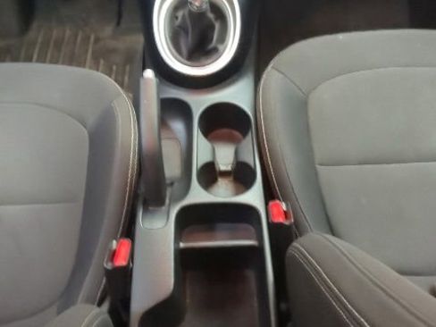 Used 2014 Kia Soul FWD image 25
