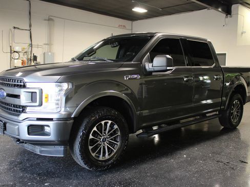 Used 2019 Ford F150 XLT w/ Equipment Group 302A Luxury AWD/4WD image 7