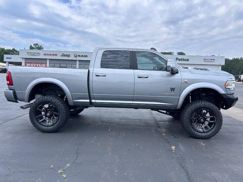 Used 2024 RAM 2500 Laramie w/ Sport Appearance Package AWD/4WD image 2