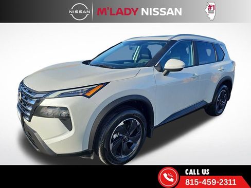 Used 2026 Nissan Rogue SV w/ SV Premium Package image 3