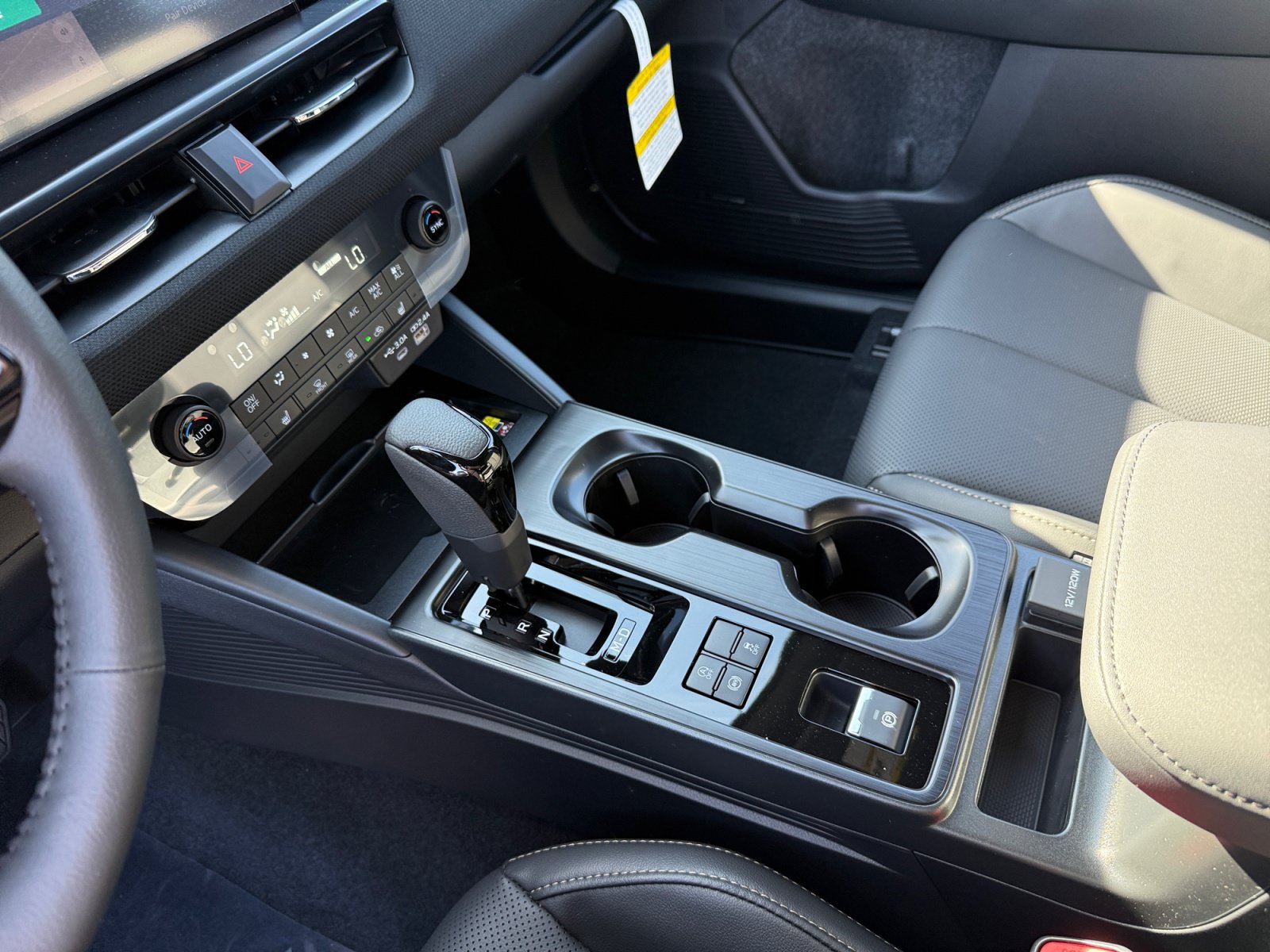 New 2026 Subaru Outback Limited AWD/4WD image 13