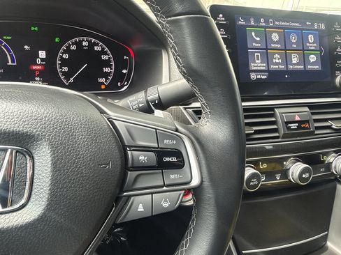 Used 2022 Honda Accord Sport image 28