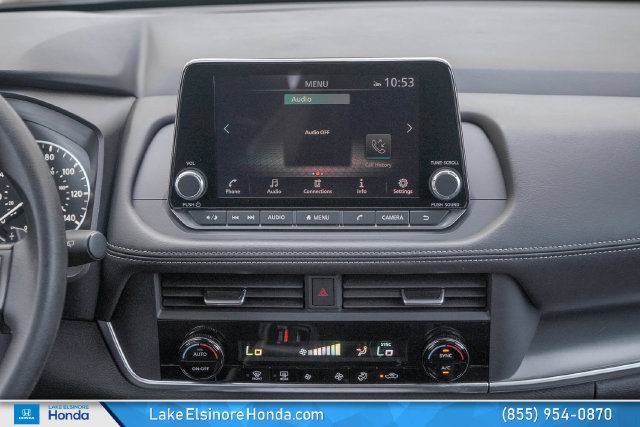 Used 2024 Nissan Rogue SV FWD image 20