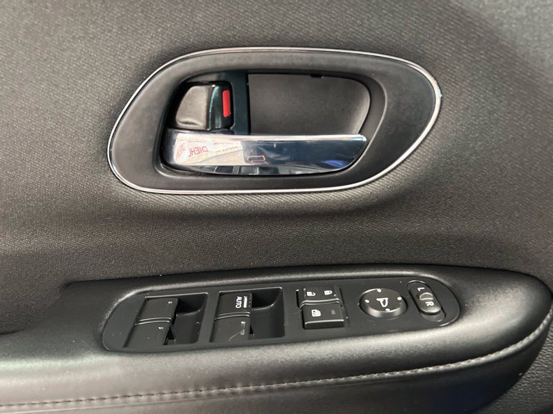 Used 2022 Honda HR-V EX image 18