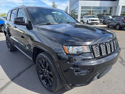 Used 2020 Jeep Grand Cherokee Altitude