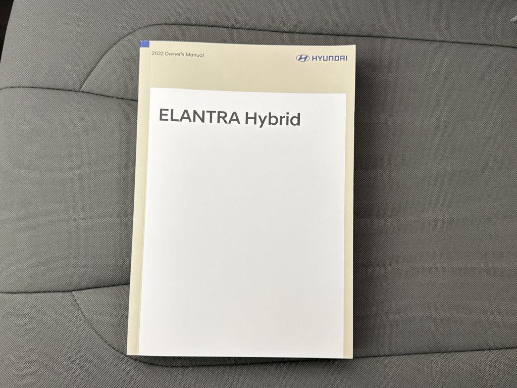 Used 2022 Hyundai Elantra Blue FWD image 36