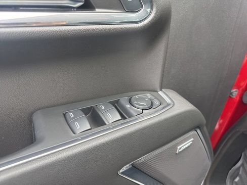 Used 2024 Chevrolet Silverado 1500 LT Trail Boss w/ LT Trail Boss Premium Package AWD/4WD image 31