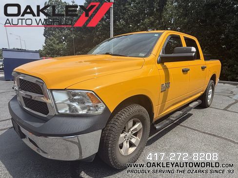 Used 2022 RAM 1500 Classic SLT w/ Electronics Group AWD/4WD image 1