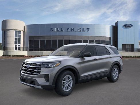 New 2026 Ford Explorer Active image 2