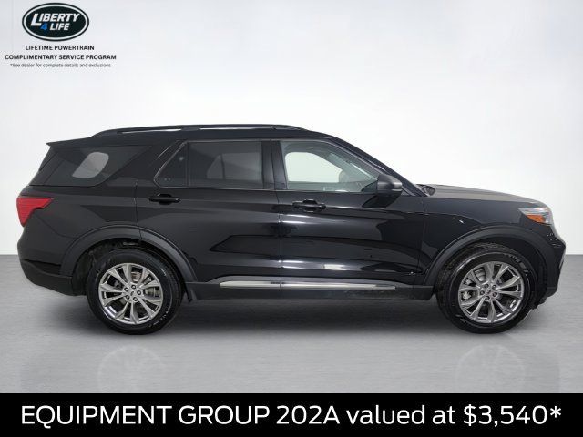 Certified 2023 Ford Explorer XLT w/ Equipment Group 202A AWD/4WD image 2