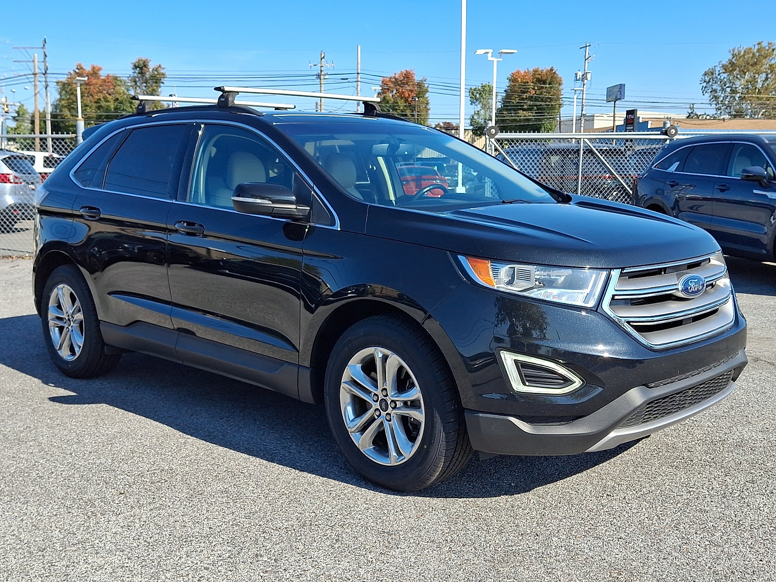 Used 2015 Ford Edge SEL w/ Equipment Group 201A AWD/4WD image 3