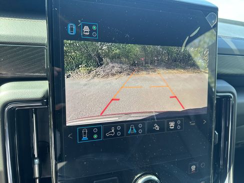 New 2026 GMC Yukon AT4 w/ AT4 Premium Plus Package AWD/4WD image 24