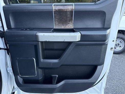 Used 2022 Ford F250 Lariat image 17