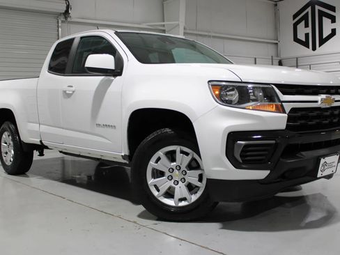 Used 2022 Chevrolet Colorado LT w/ Fleet Safety Package AWD/4WD image 31
