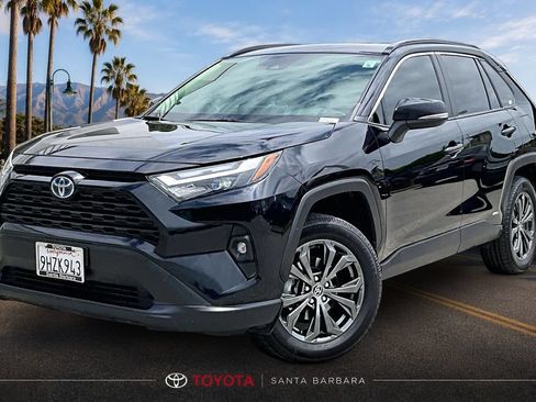 Used 2023 Toyota RAV4 XLE Premium AWD/4WD image 3