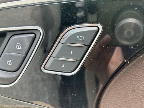 Used 2019 Audi Q7 3.0T Premium Plus w/ Premium Plus Package AWD/4WD image 29