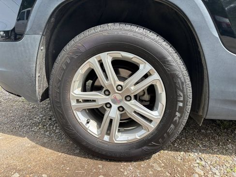 Used 2020 GMC Terrain SLE FWD image 7