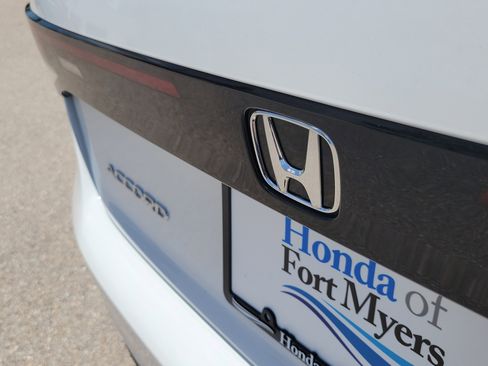 Used 2025 Honda Accord LX image 7