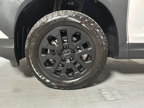 Used 2023 Honda Ridgeline RTL-E image 9