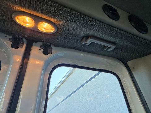 Used 2020 Mercedes-Benz Sprinter 2500 image 26