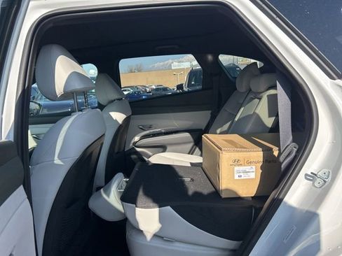 New 2026 Hyundai Tucson Limited image 28