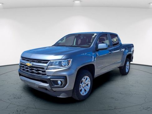 Used 2021 Chevrolet Colorado LT w/ LT Convenience Package image 3