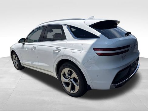Certified 2026 Genesis GV70 2.5T Advanced AWD/4WD image 3