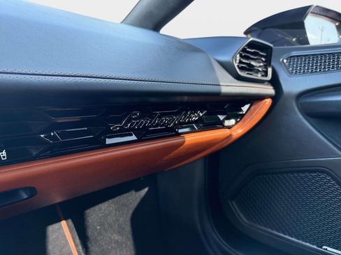 Used 2018 Lamborghini Huracan LP 610-4 image 44
