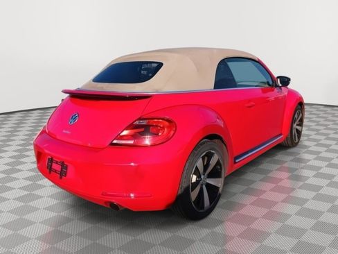 Used 2013 Volkswagen Beetle 2.0T image 7