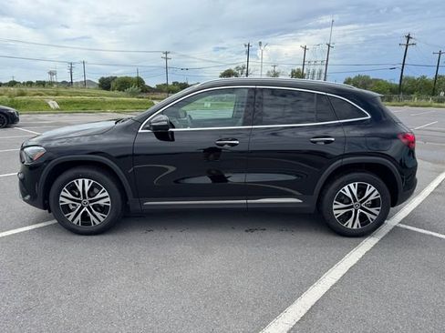 New 2025 Mercedes-Benz GLA 250 image 16
