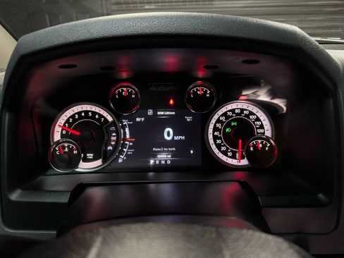 Used 2019 RAM 1500 Big Horn image 39