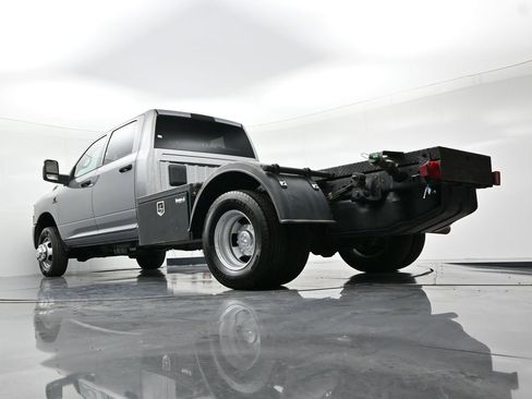 Used 2024 RAM 3500 Tradesman w/ Cold Weather Group image 20