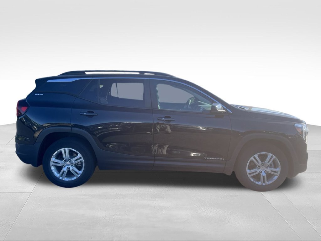 Used 2022 GMC Terrain SLE w/ Driver Convenience Package FWD image 14
