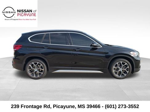 Used 2022 BMW X1 sDrive28i w/ Convenience Package FWD image 8