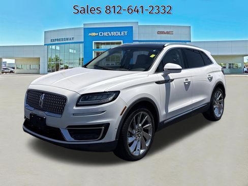 Used 2019 Lincoln Nautilus Reserve FWD image 1
