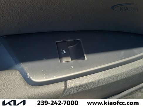 New 2026 Kia Sportage EX FWD image 15