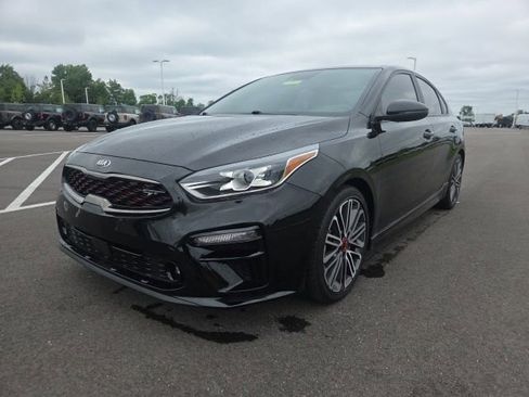 Used 2021 Kia Forte GT w/ GT2 Package FWD image 2